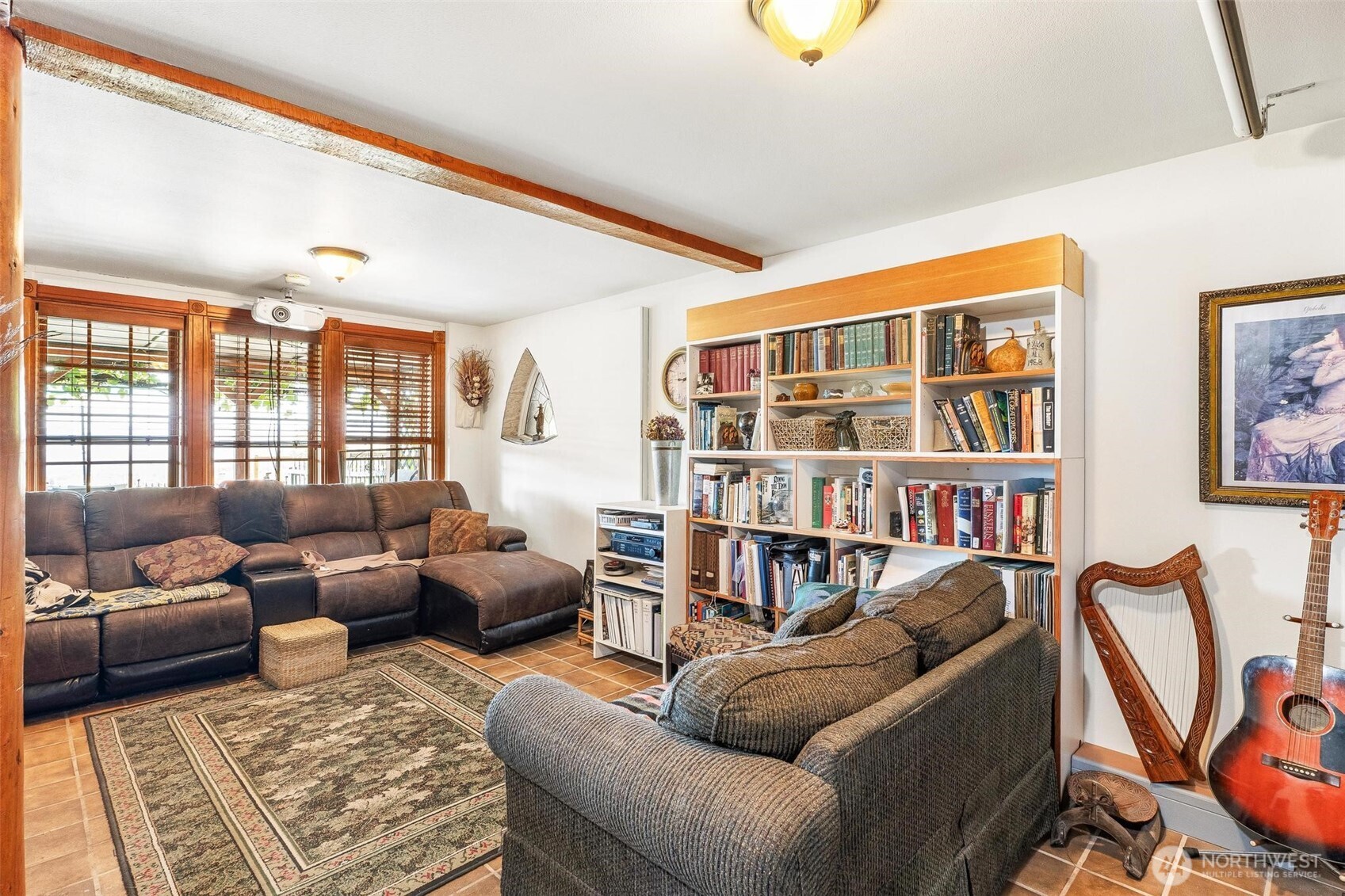 2536948 Property Photo 26