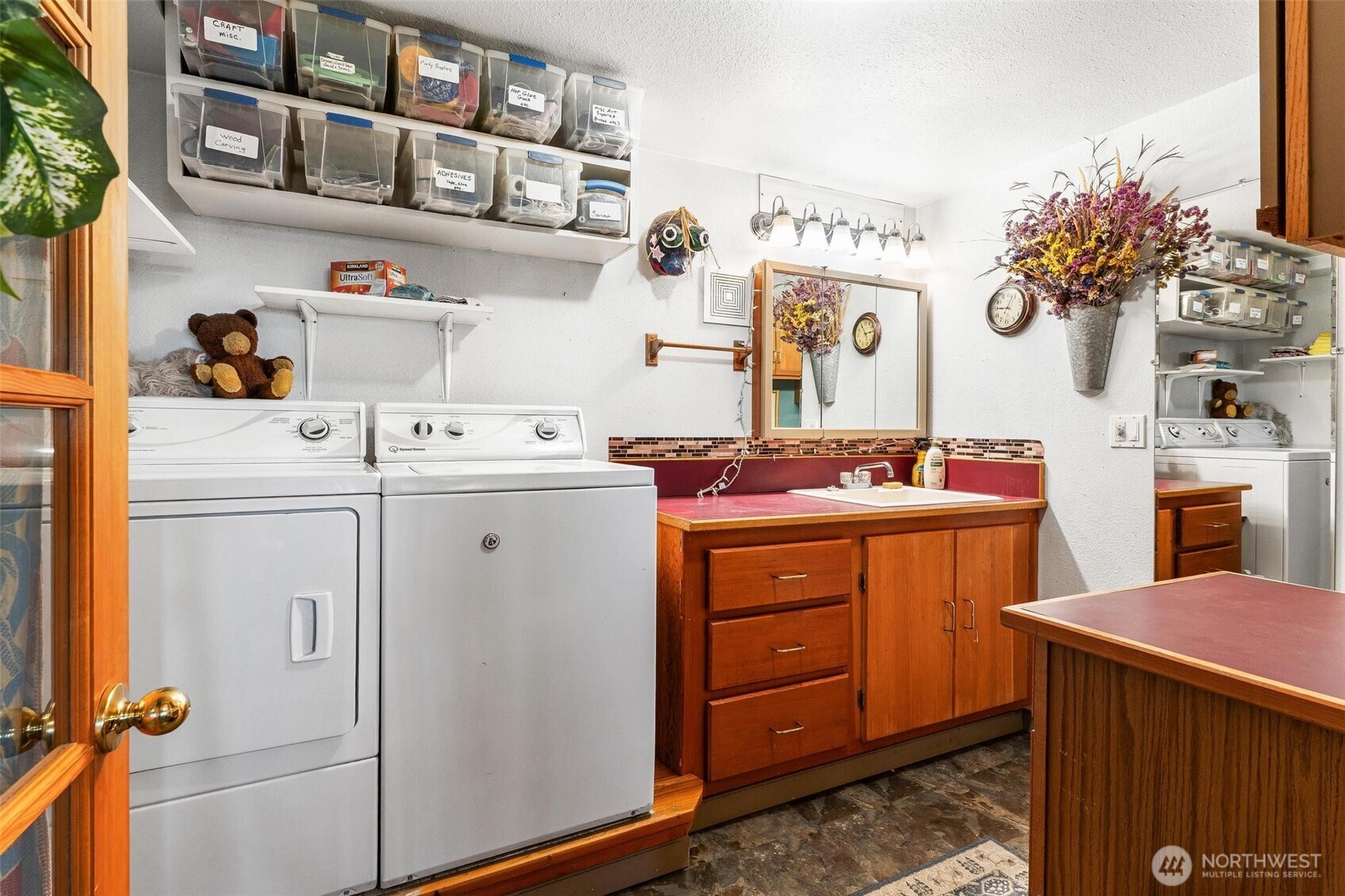 2536948 Property Photo 28