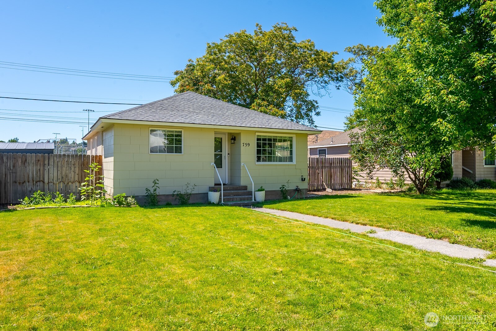 759 C Street Property Photo 3