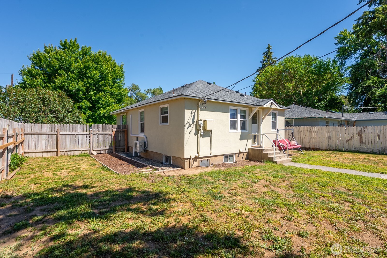 759 C Street Property Photo 8