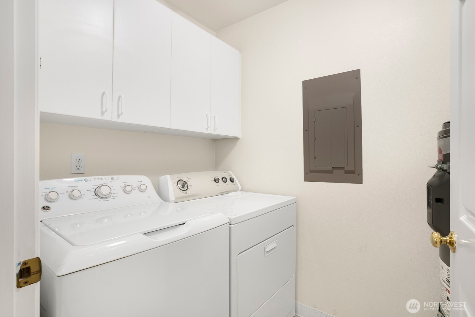 6525 200th Street 101 Property Photo 8