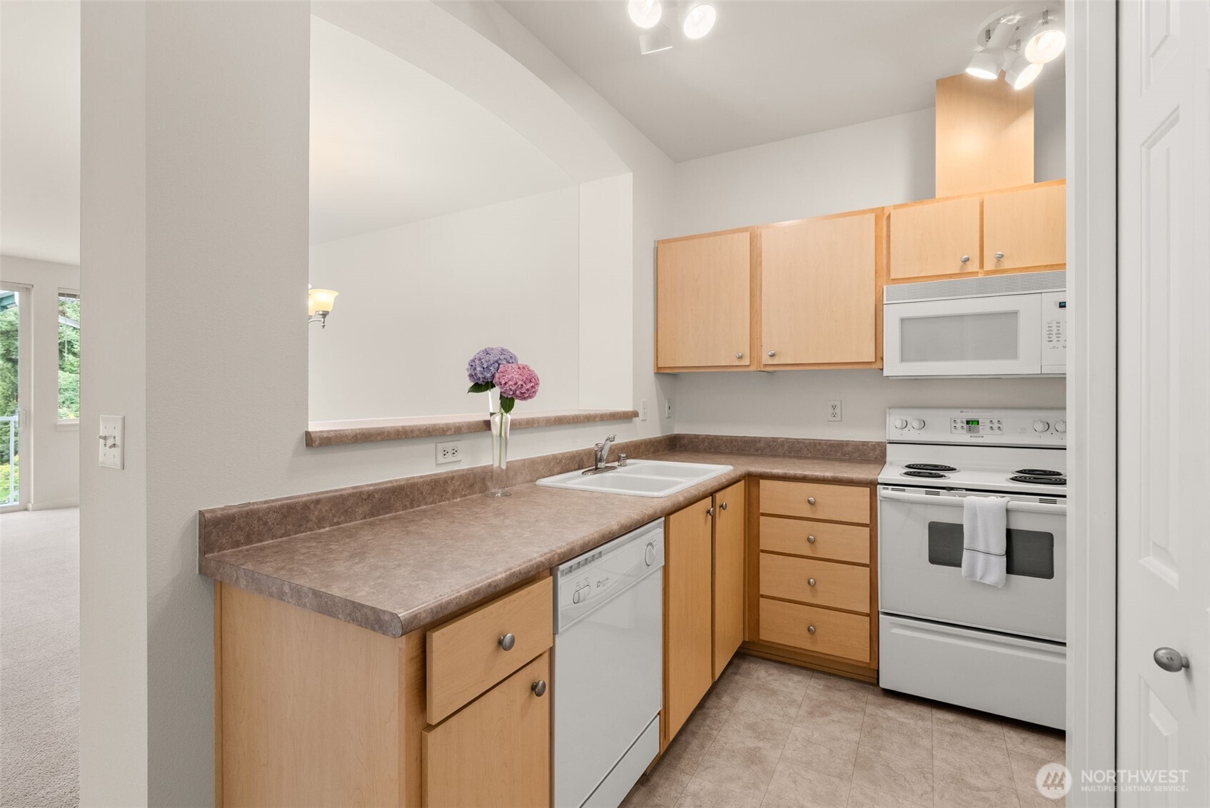 13301 Se 79th Place C405 Property Photo 6