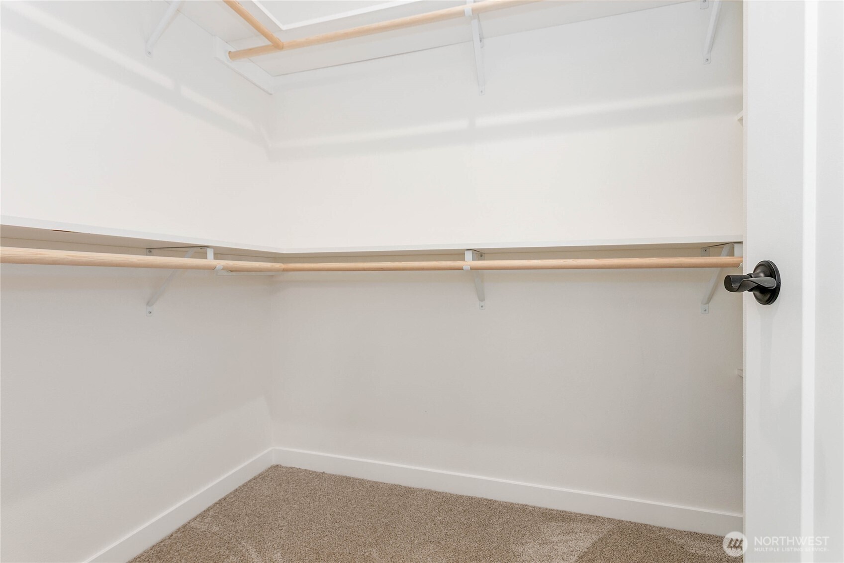 2134 Lagerwey Circle Property Photo 27