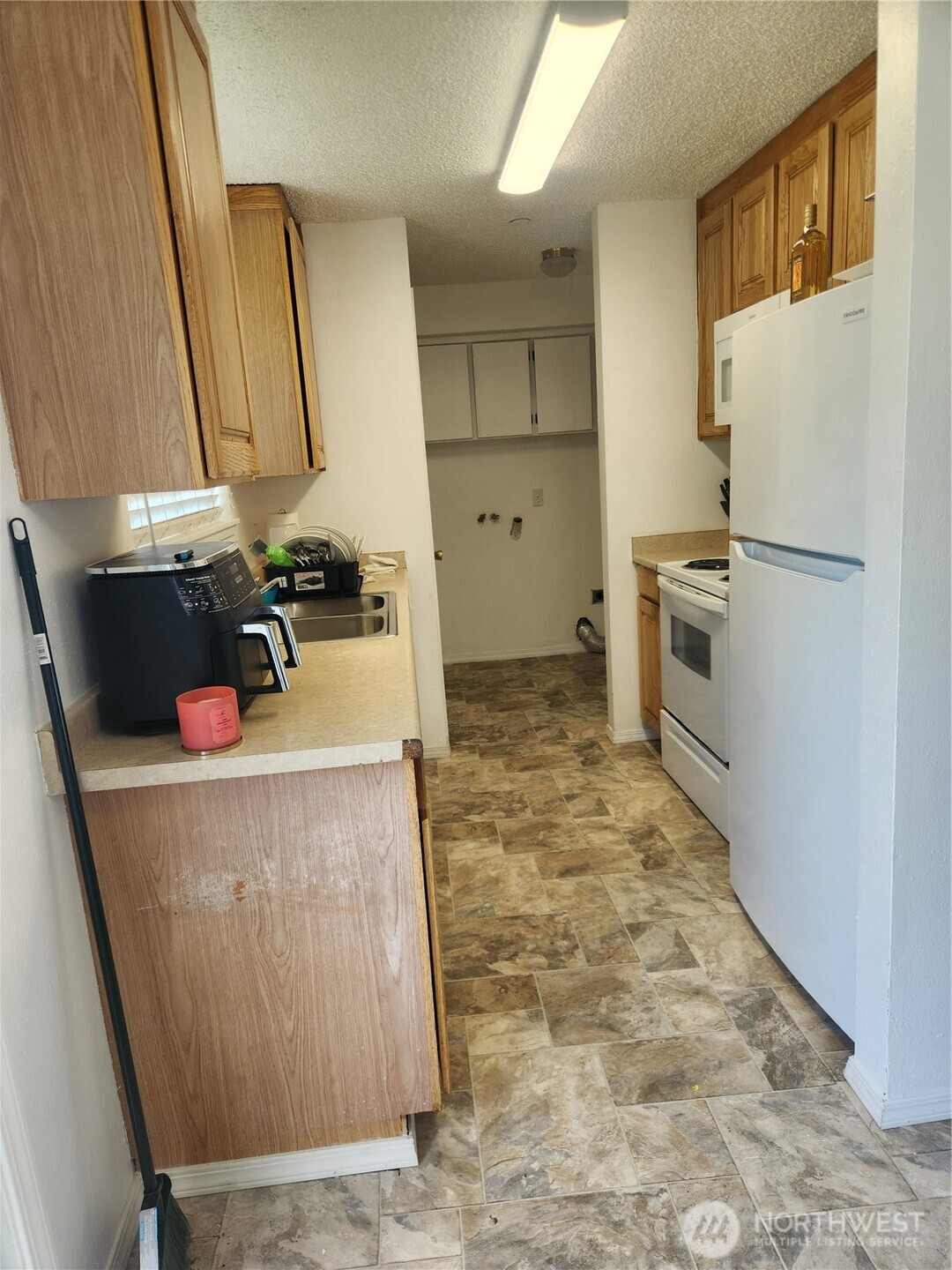 108 Se I Street 110 Property Photo 8