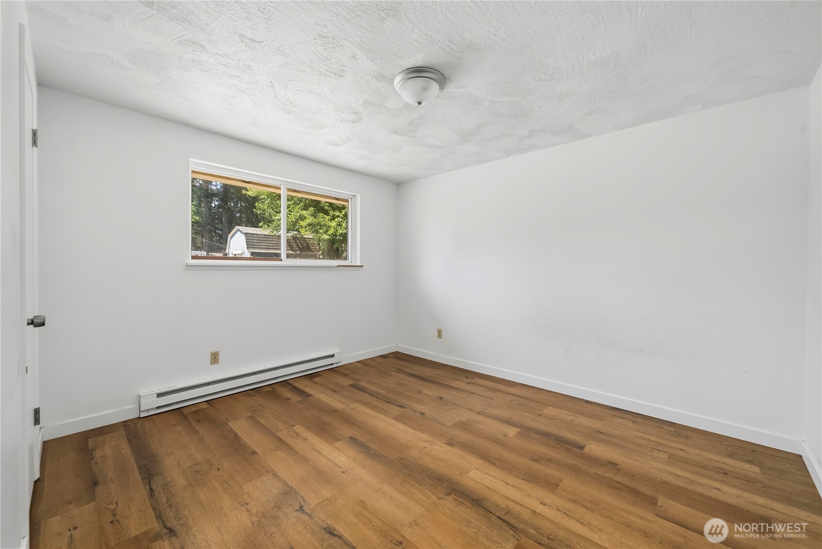 11734 Fry Avenue Property Photo 13
