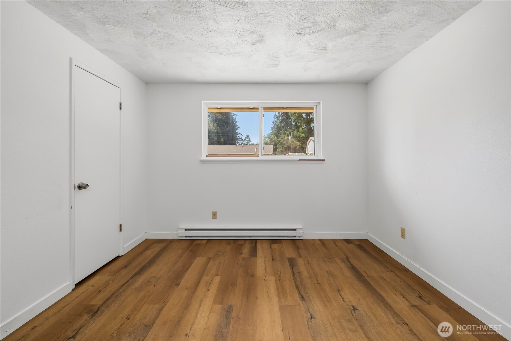 11734 Fry Avenue Property Photo 14
