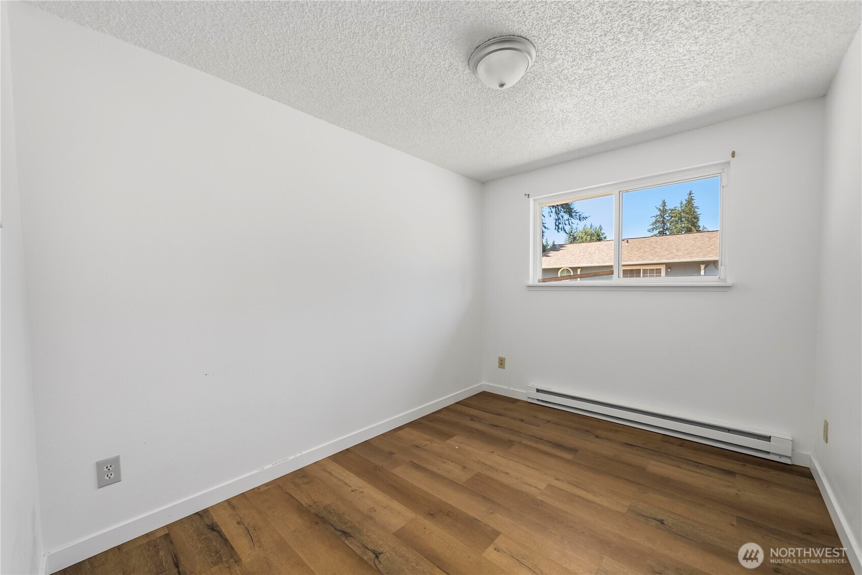 11734 Fry Avenue Property Photo 16
