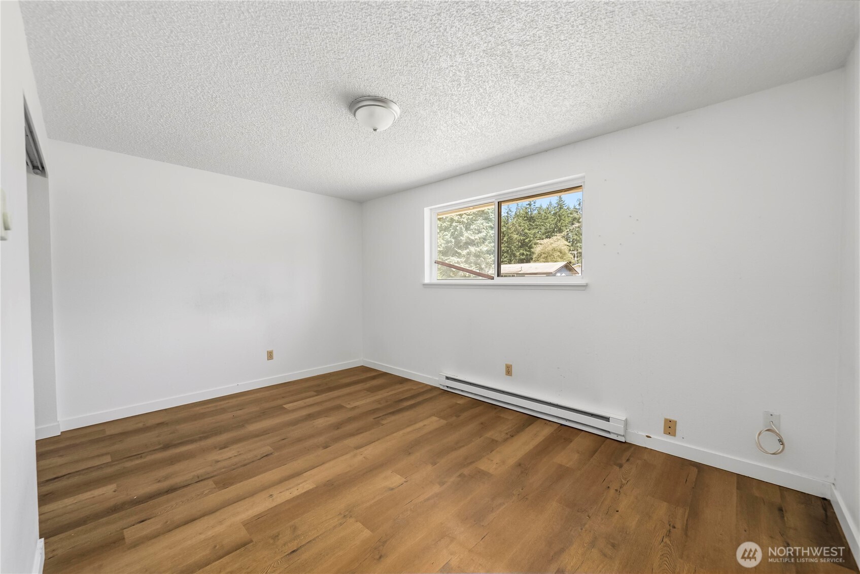 11734 Fry Avenue Property Photo 18