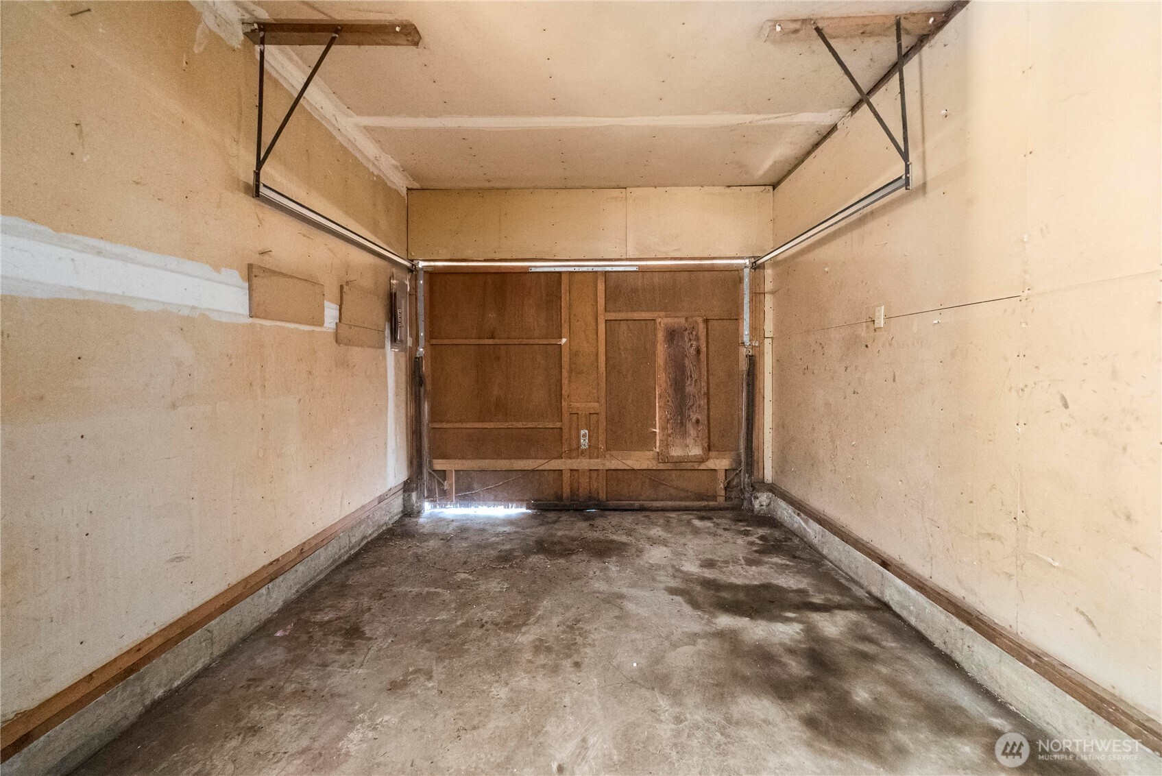 11734 Fry Avenue Property Photo 21