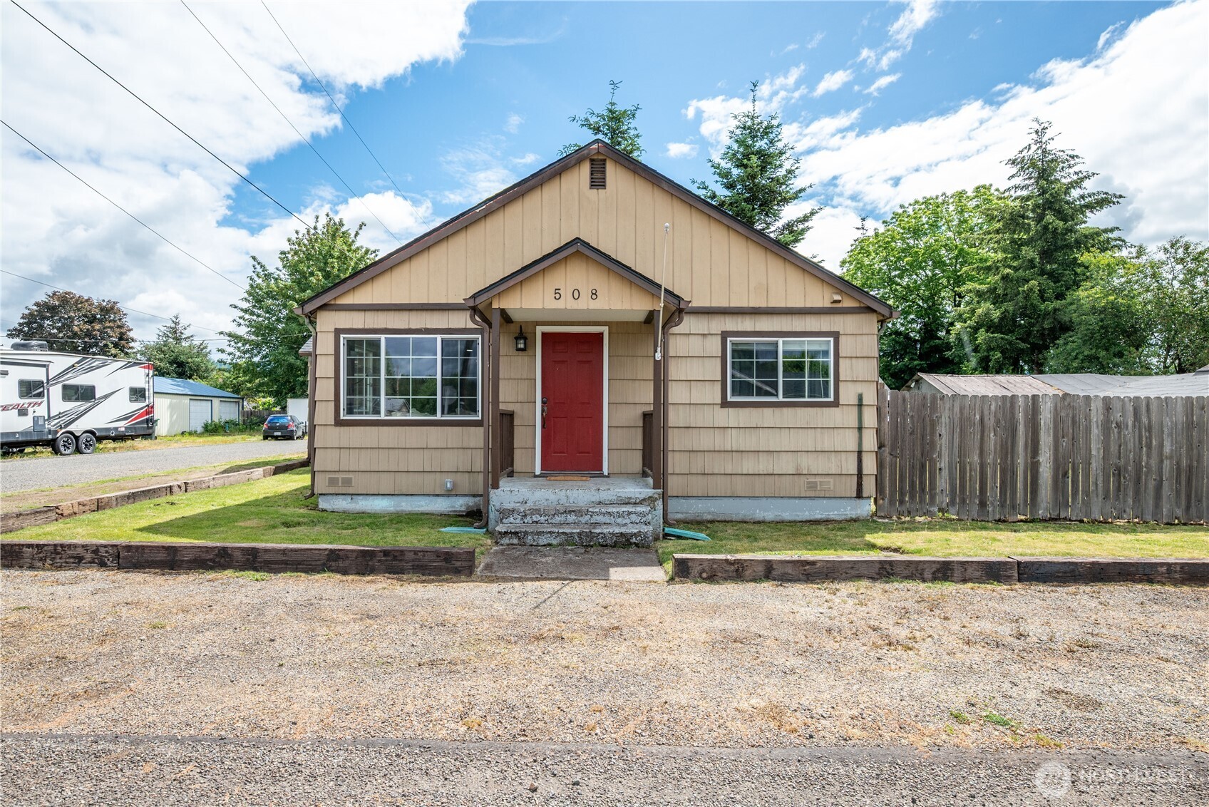 508 4th Avenue Property Photo 2