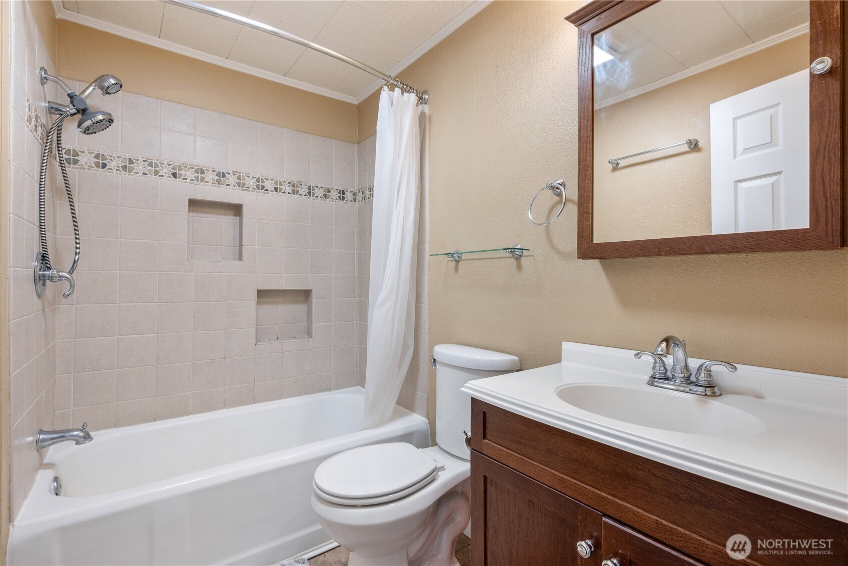 508 4th Avenue Property Photo 14