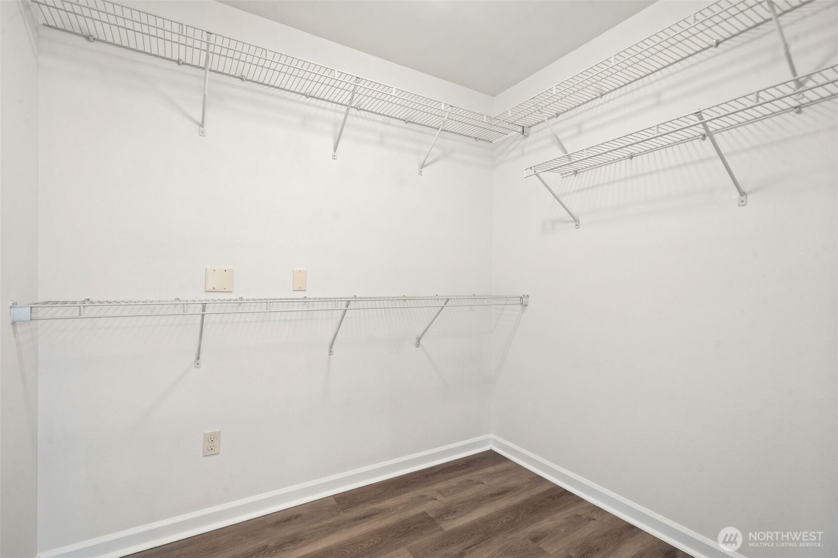 220 Ne Tronson Circle Property Photo 16