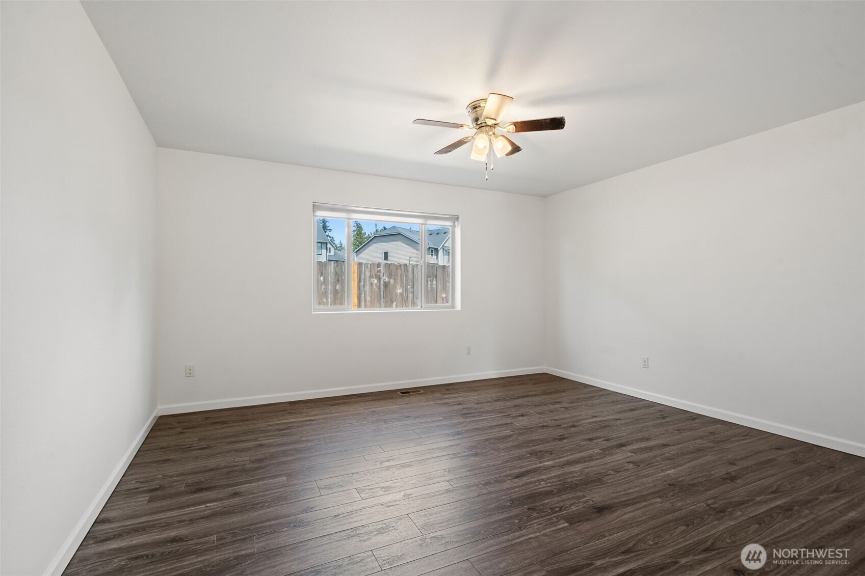 220 Ne Tronson Circle Property Photo 20