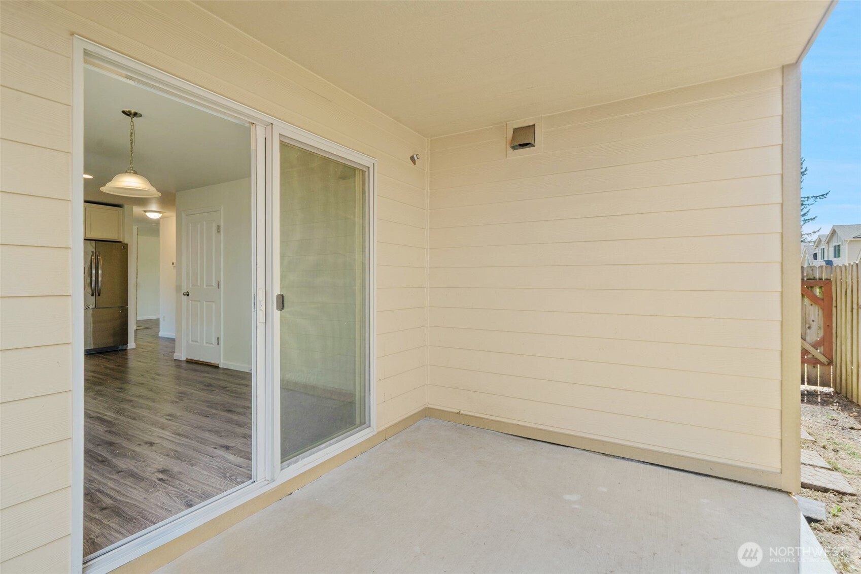 220 Ne Tronson Circle Property Photo 35