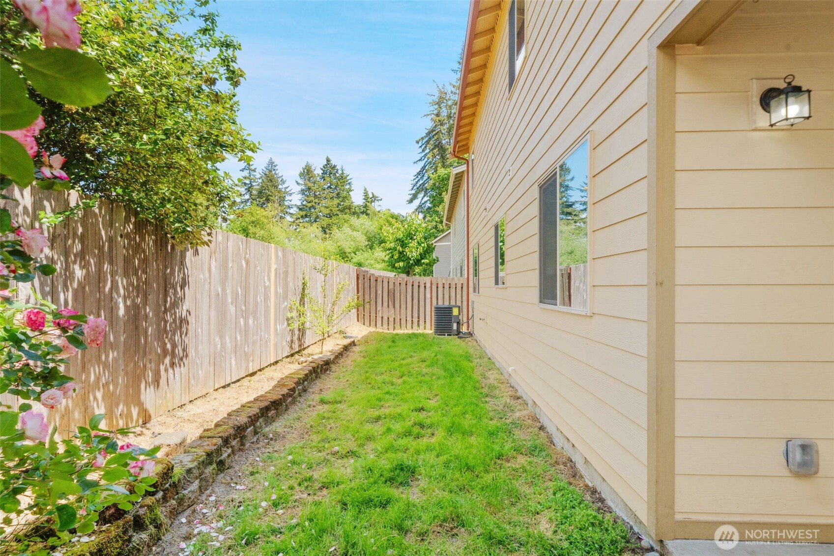 220 Ne Tronson Circle Property Photo 36