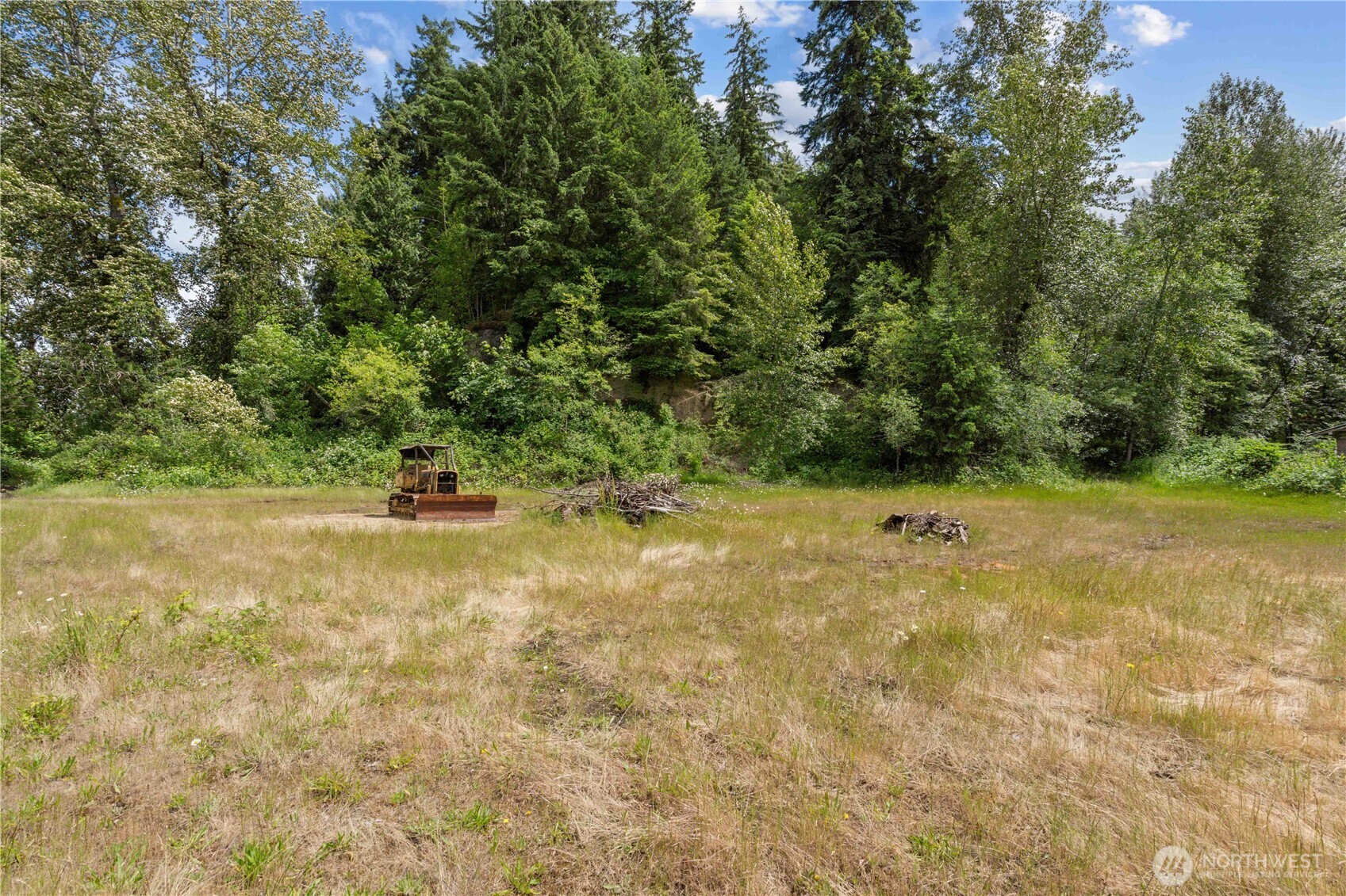 3304 E Pioneer Property Photo 17
