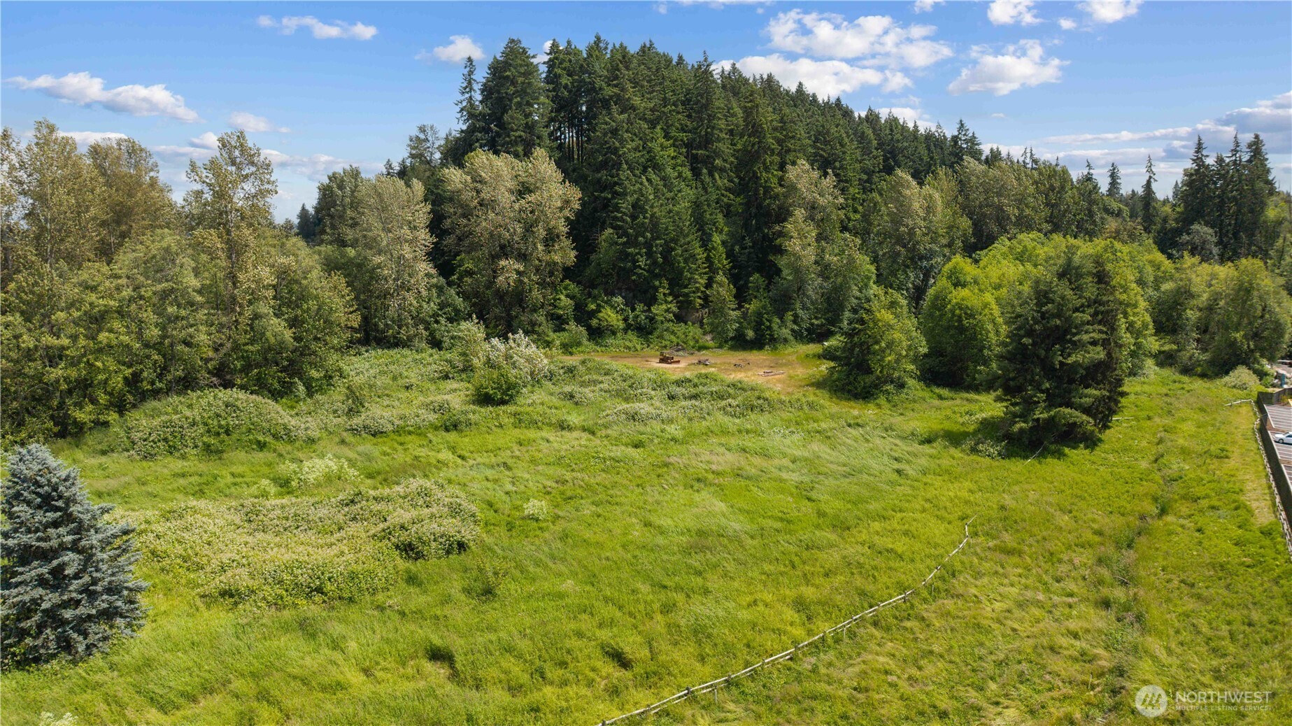 3304 E Pioneer Property Photo 18