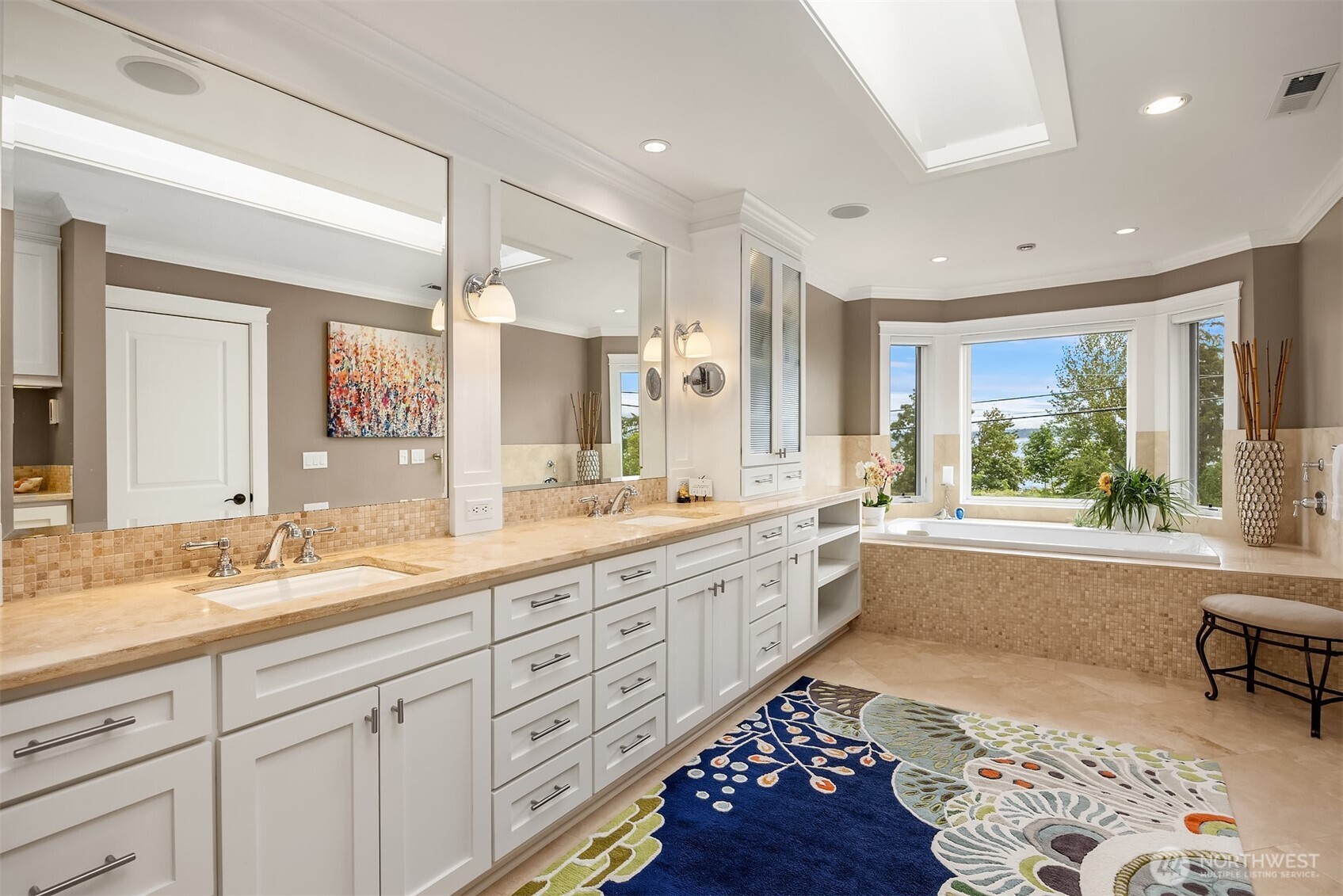 150 Waverly Way Property Photo 24