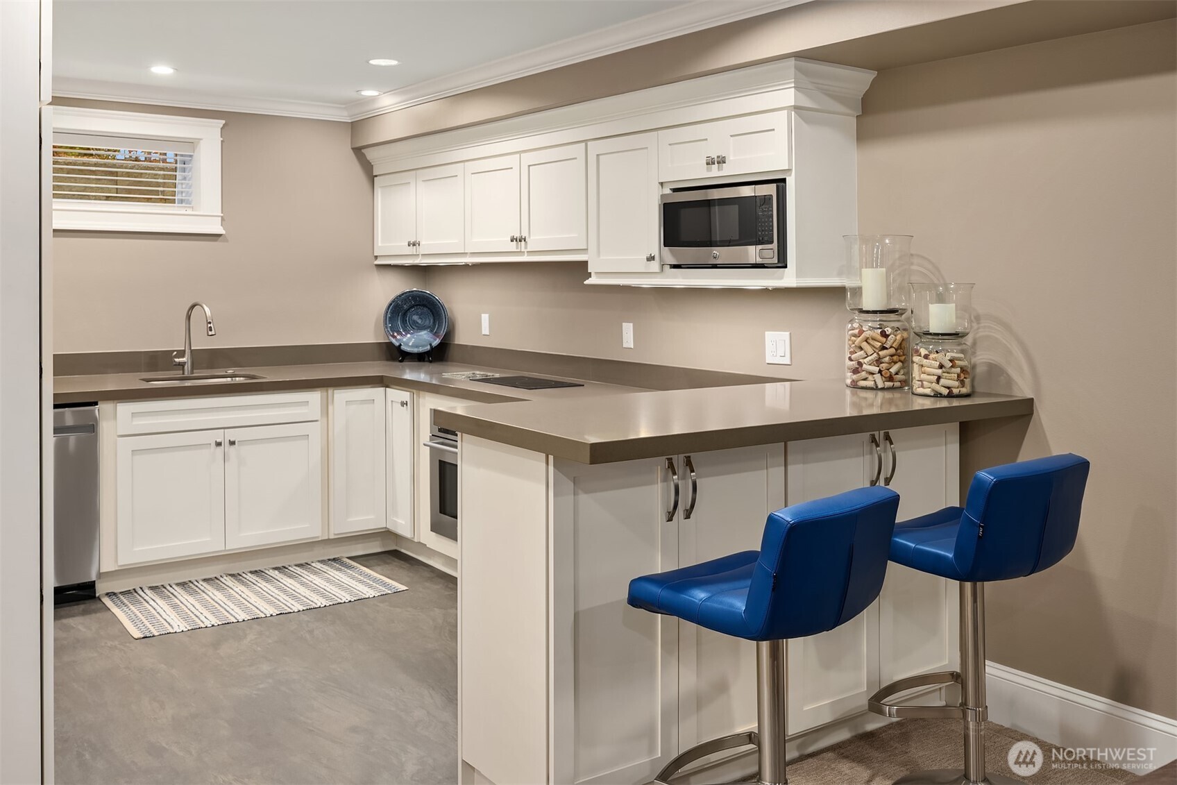 150 Waverly Way Property Photo 32