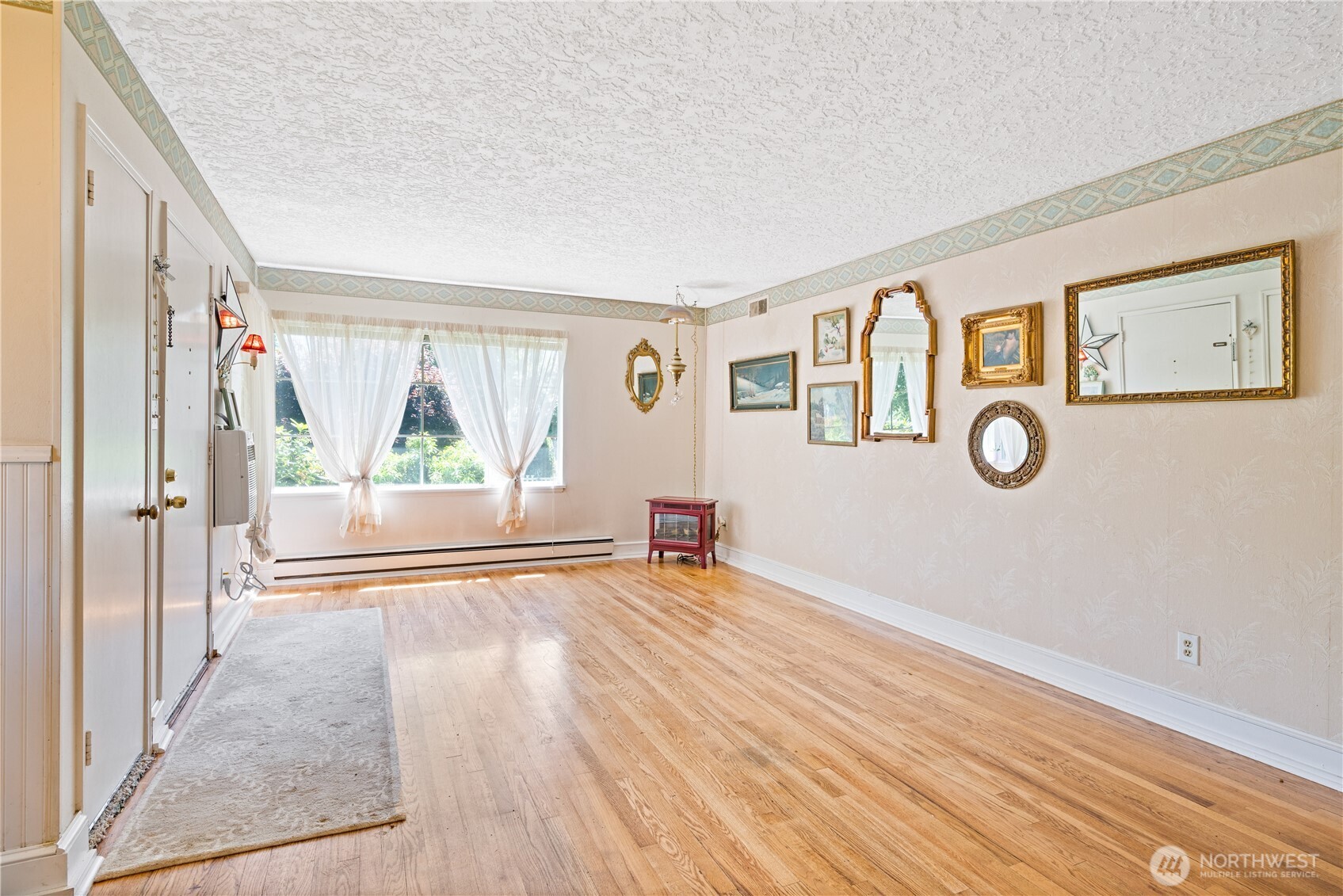 971 19th Avenue Property Photo 2