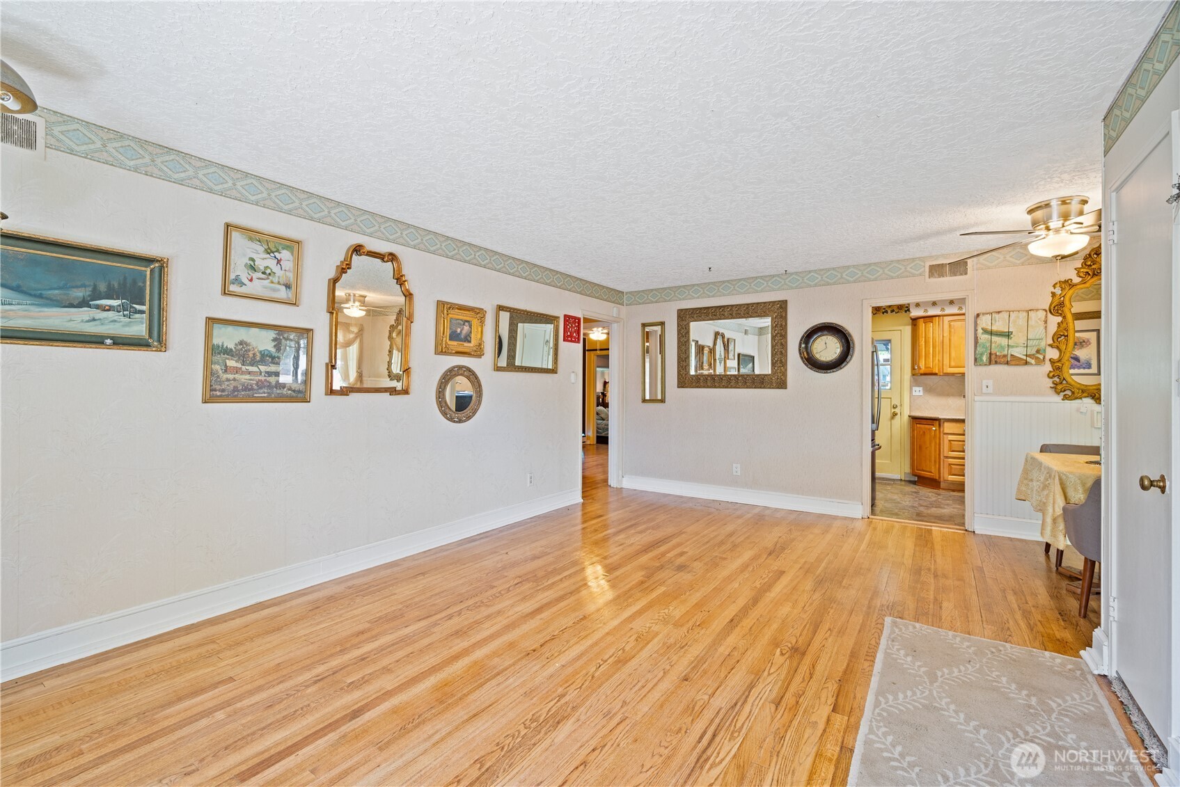 971 19th Avenue Property Photo 4