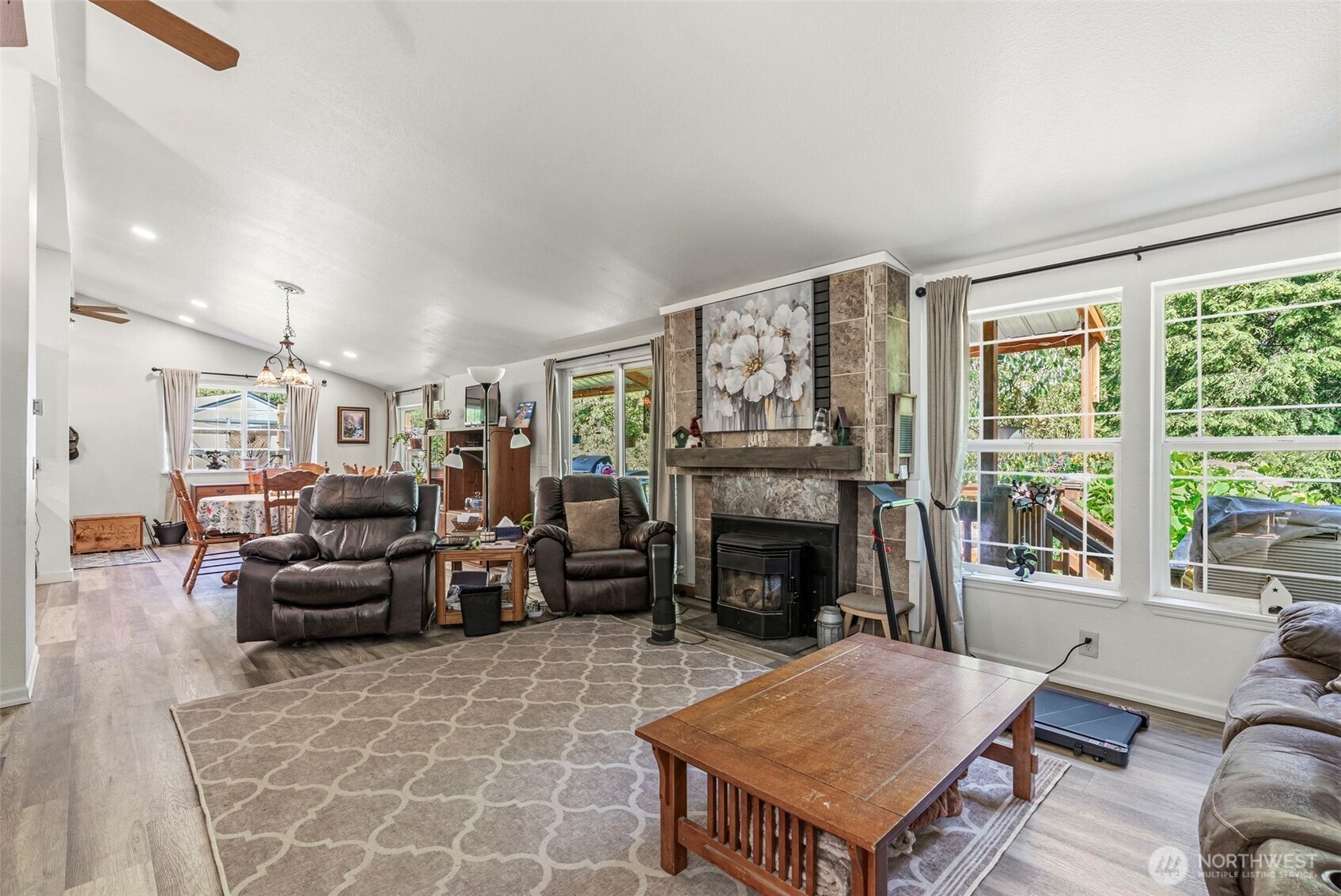 136 Longhorn Road Property Photo 16