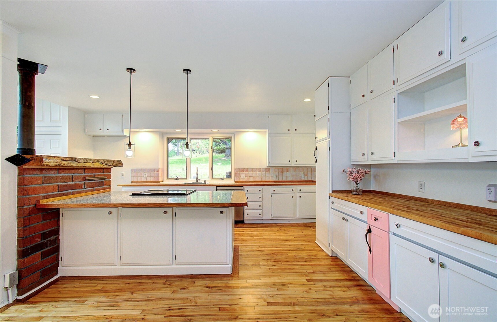 19432 Ne Mattson Rd Property Photo 6