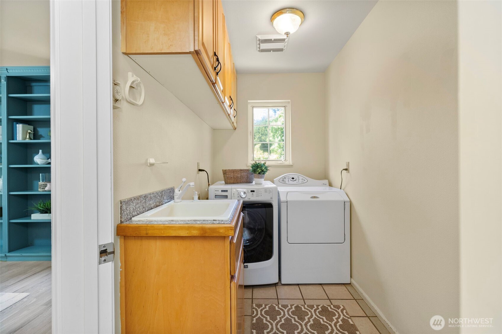 1757 Maple Street Property Photo 23