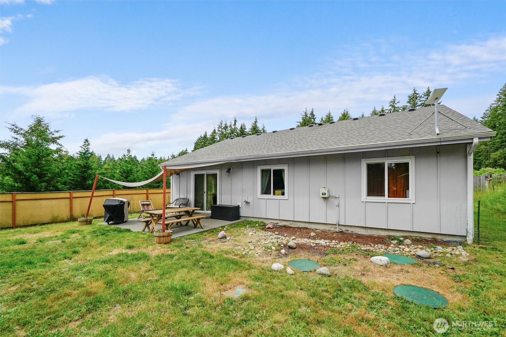 9120 Johnson Road Property Photo 5