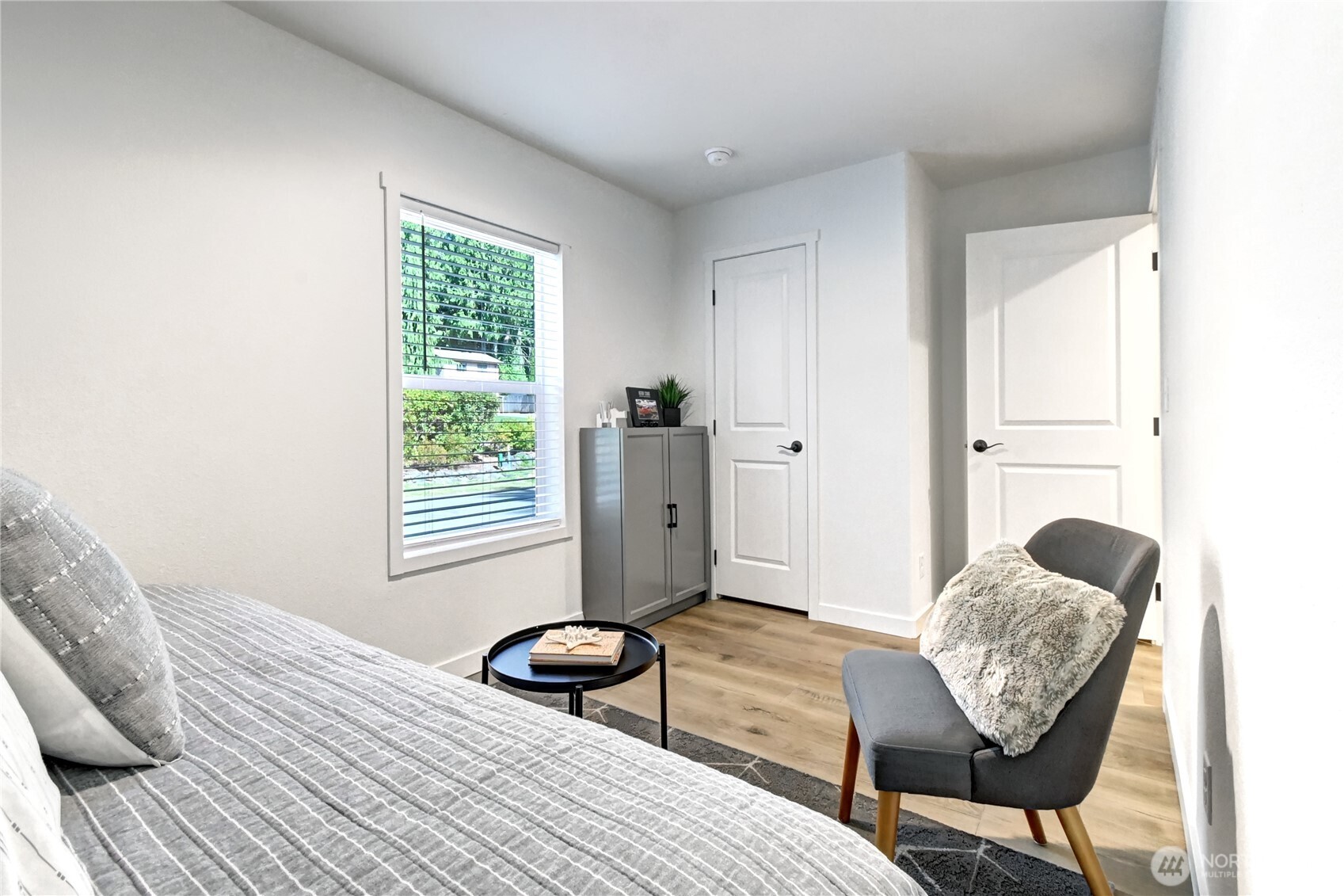 18012 123 Place Property Photo 25