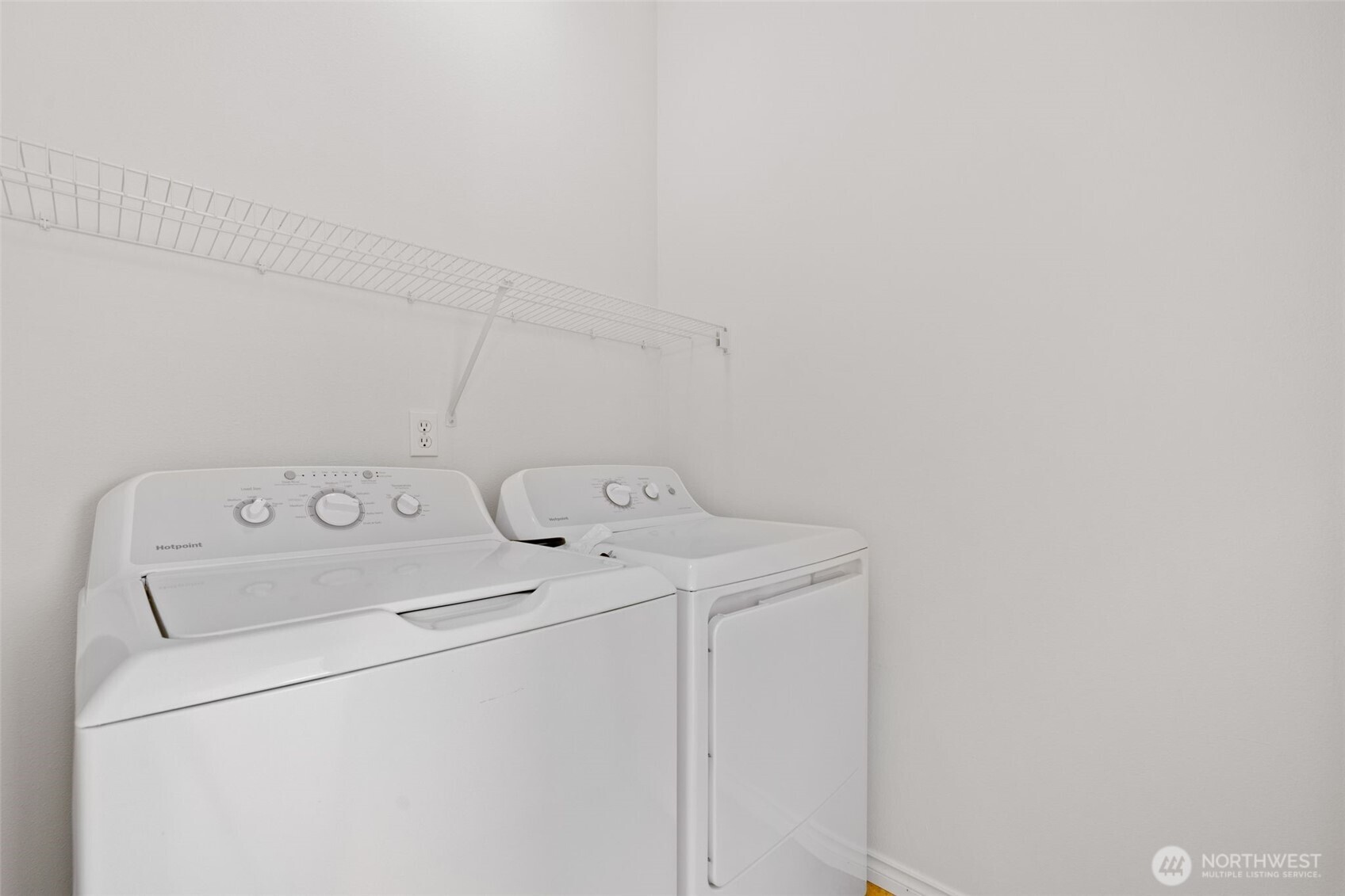 2575 Ne Park Drive Property Photo 24