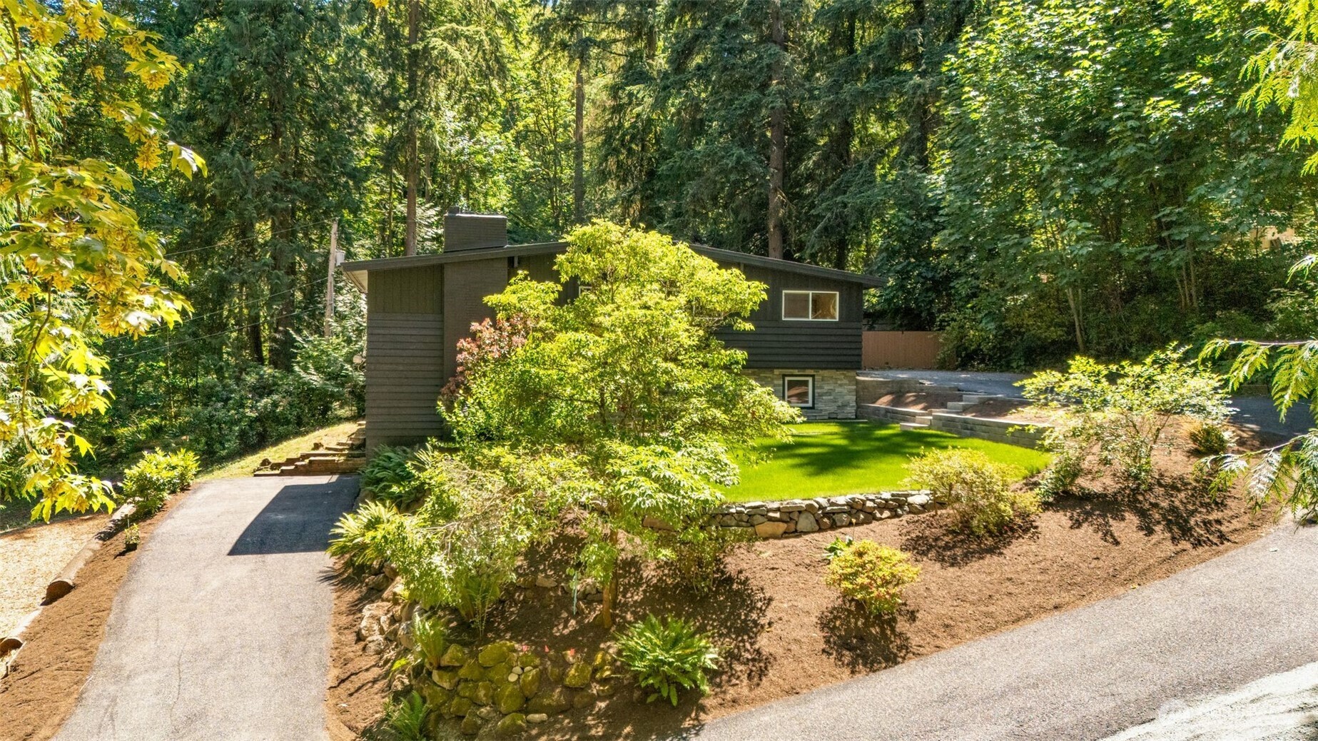 19035 Se 56th Street Property Photo 3