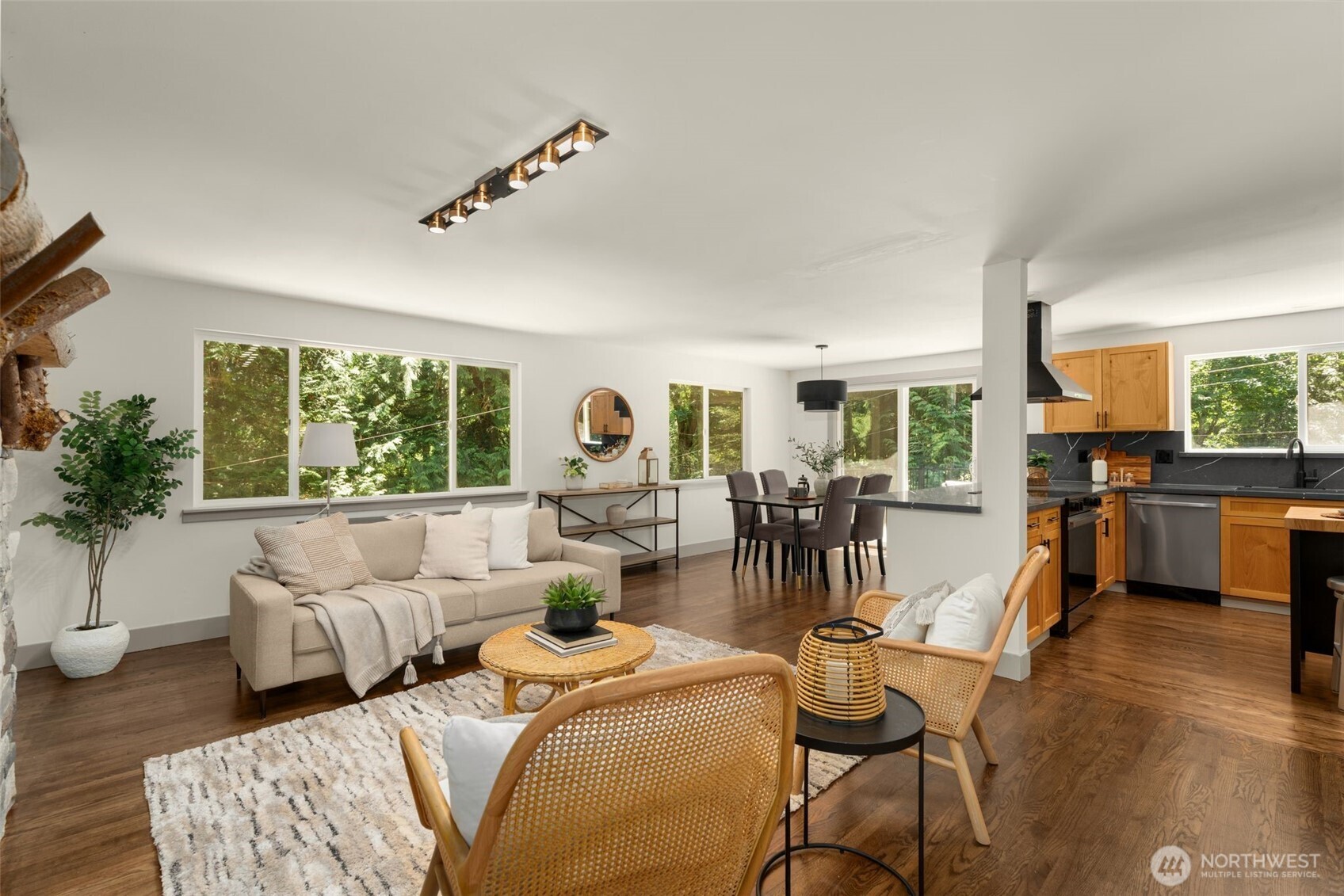 19035 Se 56th Street Property Photo 11