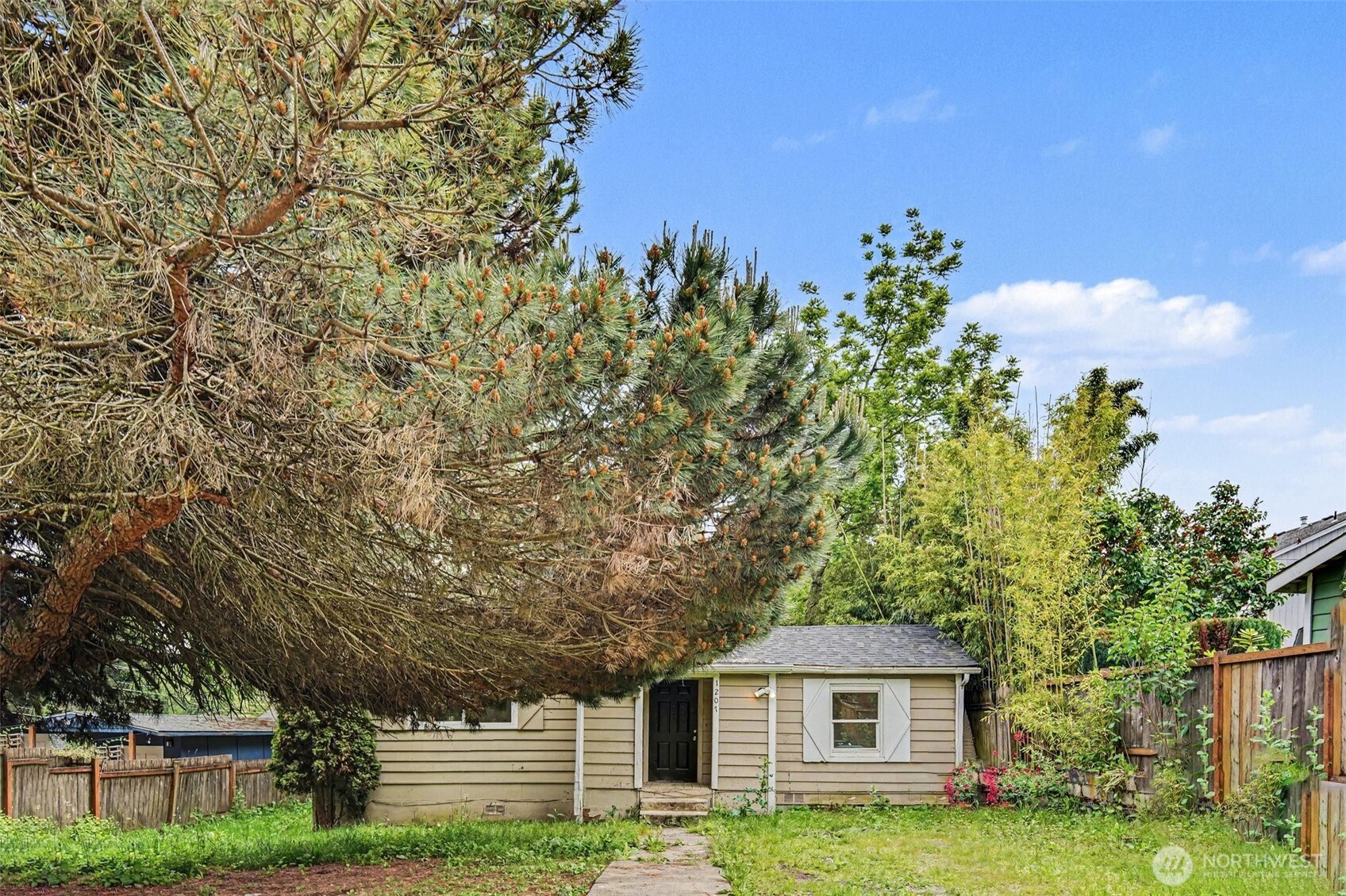 1207 Sw Cambridge Street Property Photo 2