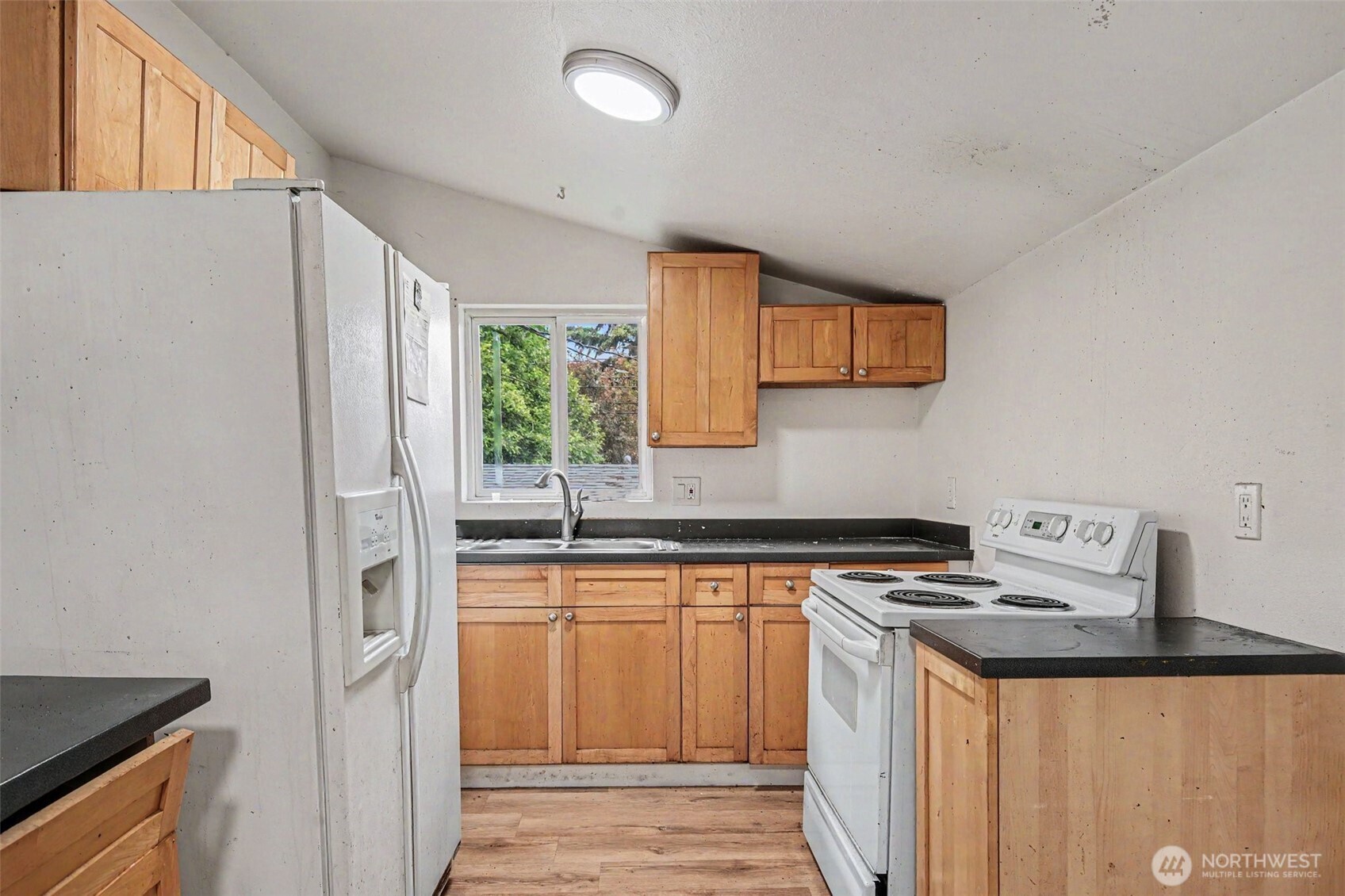 1207 Sw Cambridge Street Property Photo 7