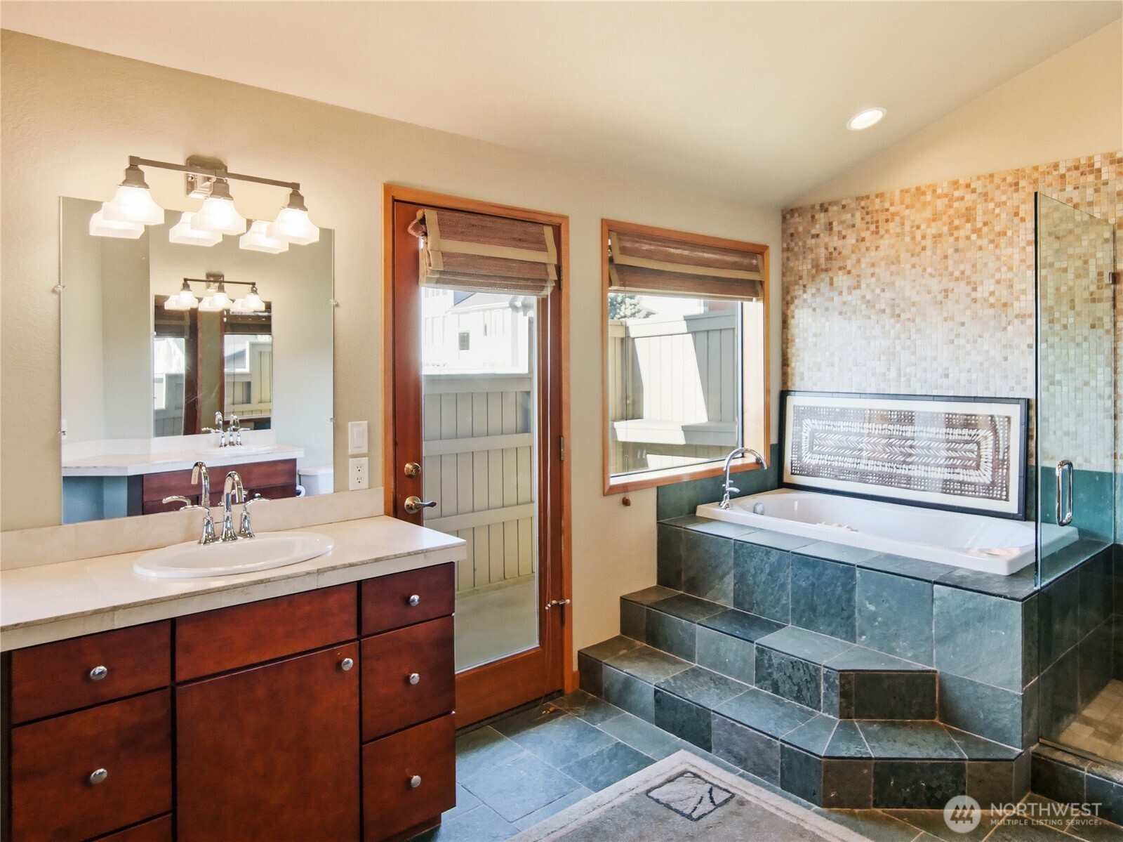3310 Lake Washington Boulevard Property Photo 14