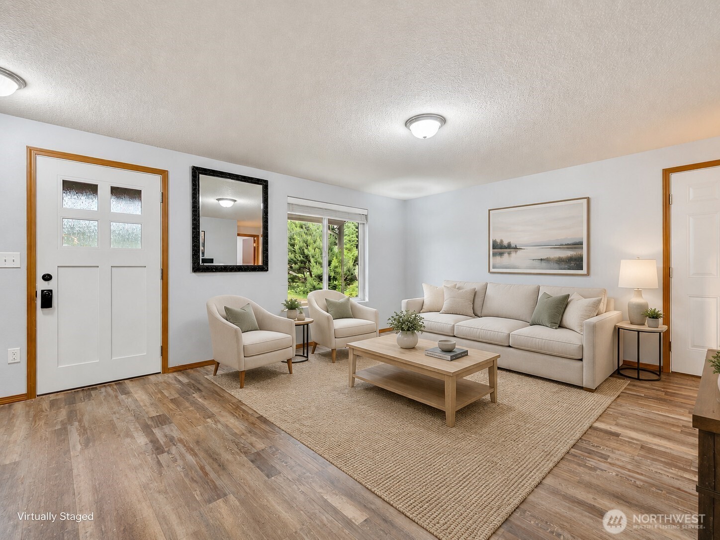1902 194th Street Property Photo 3