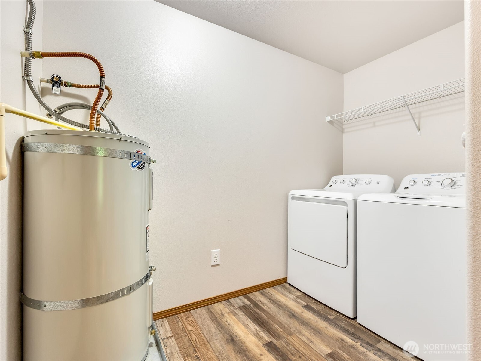 1902 194th Street Property Photo 15