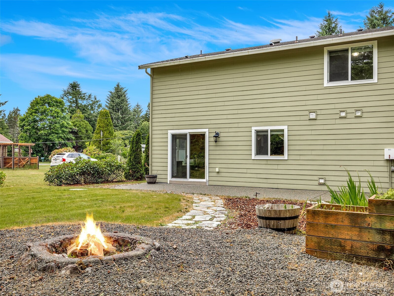 1902 194th Street Property Photo 25