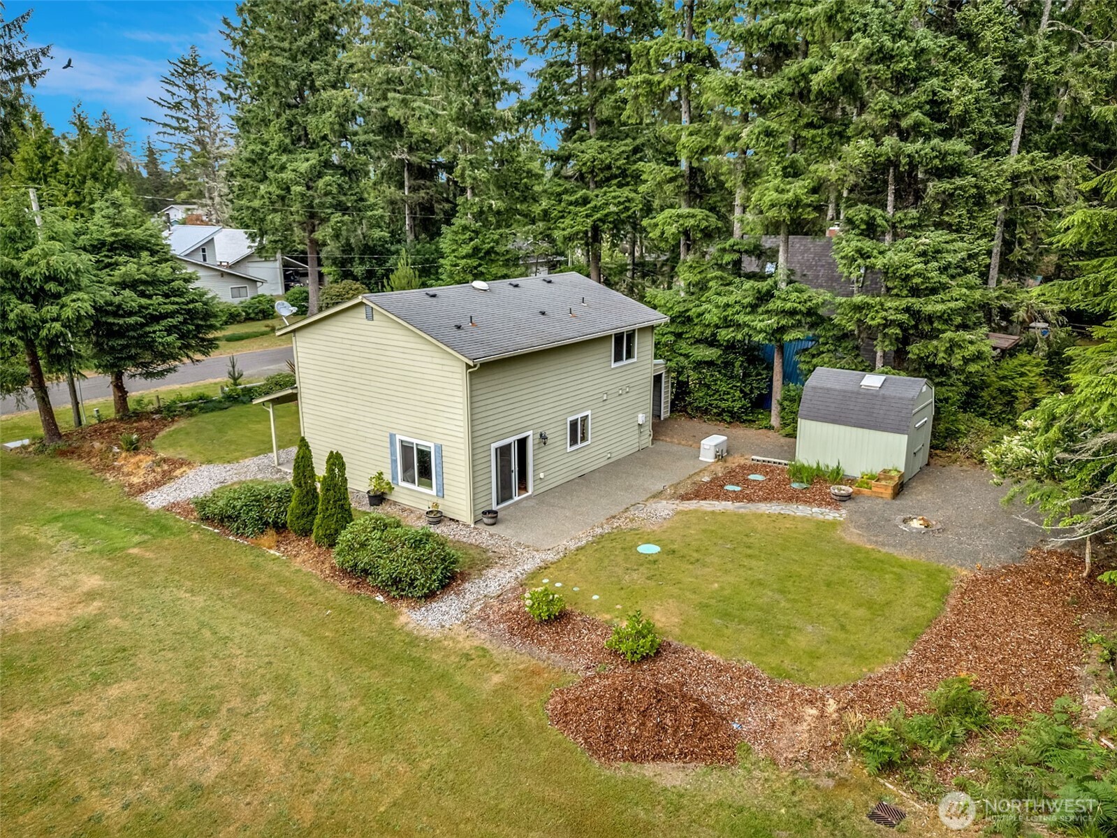 1902 194th Street Property Photo 27