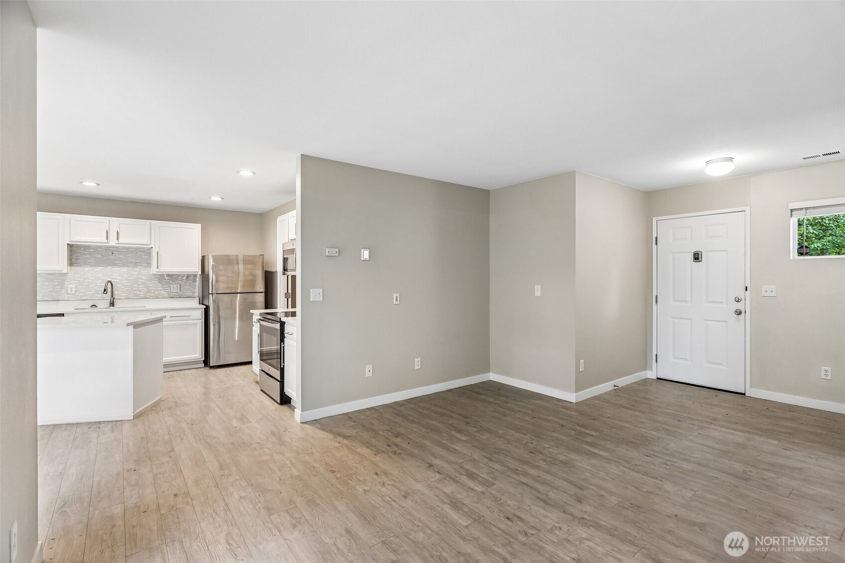 5110 203rd Street Ct Property Photo 5