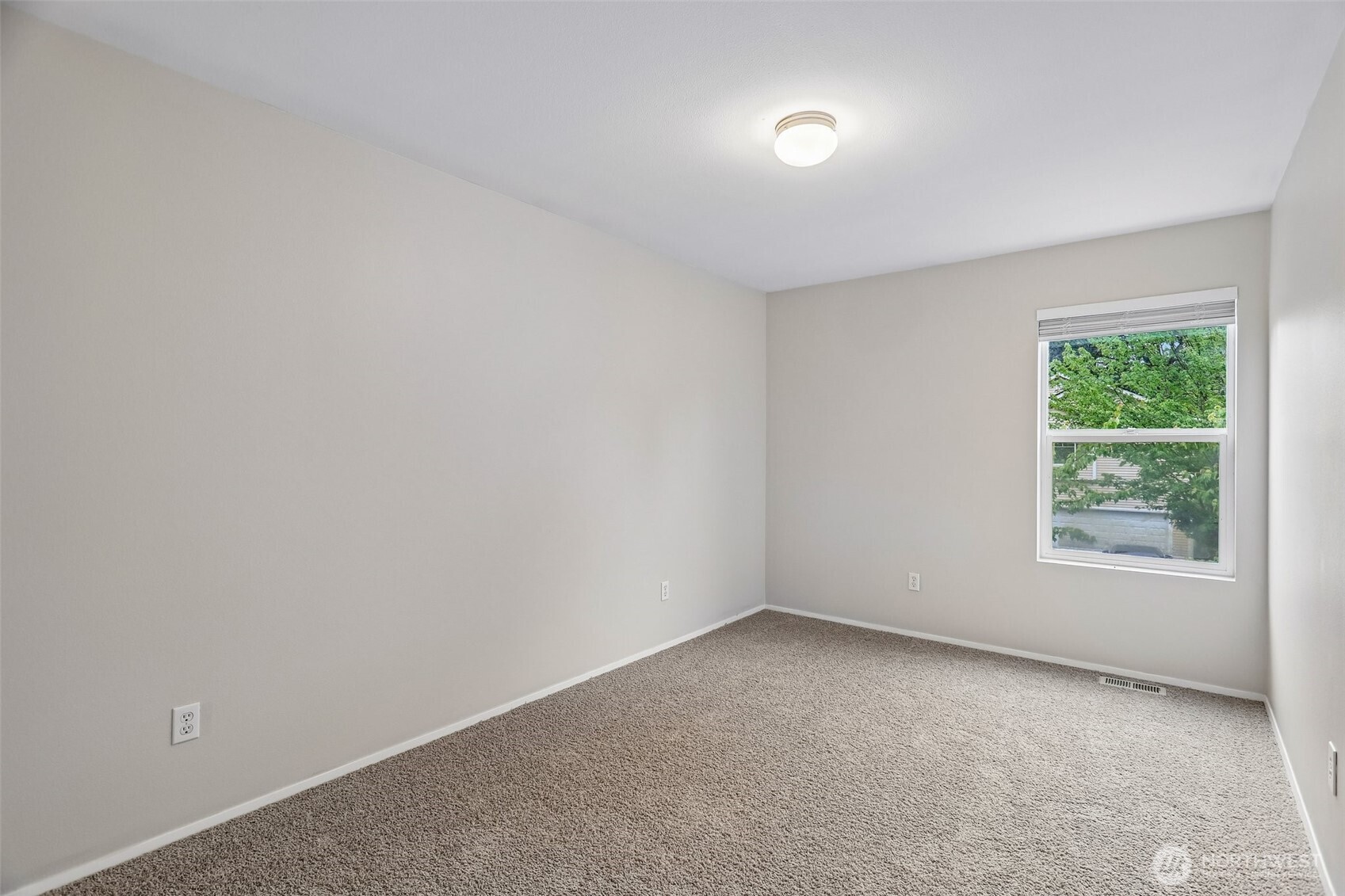 5110 203rd Street Ct Property Photo 20