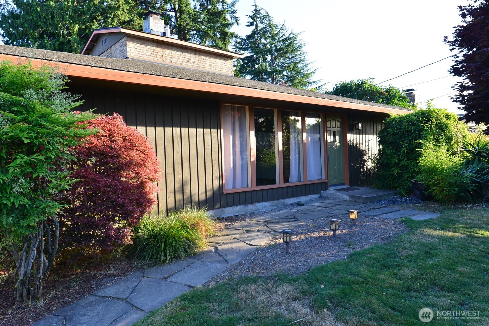 2228 Merchant Property Photo 3
