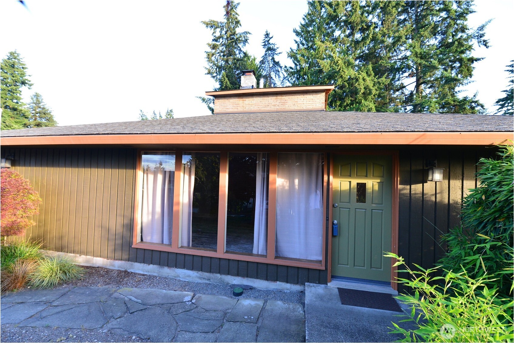 2228 Merchant Property Photo 4