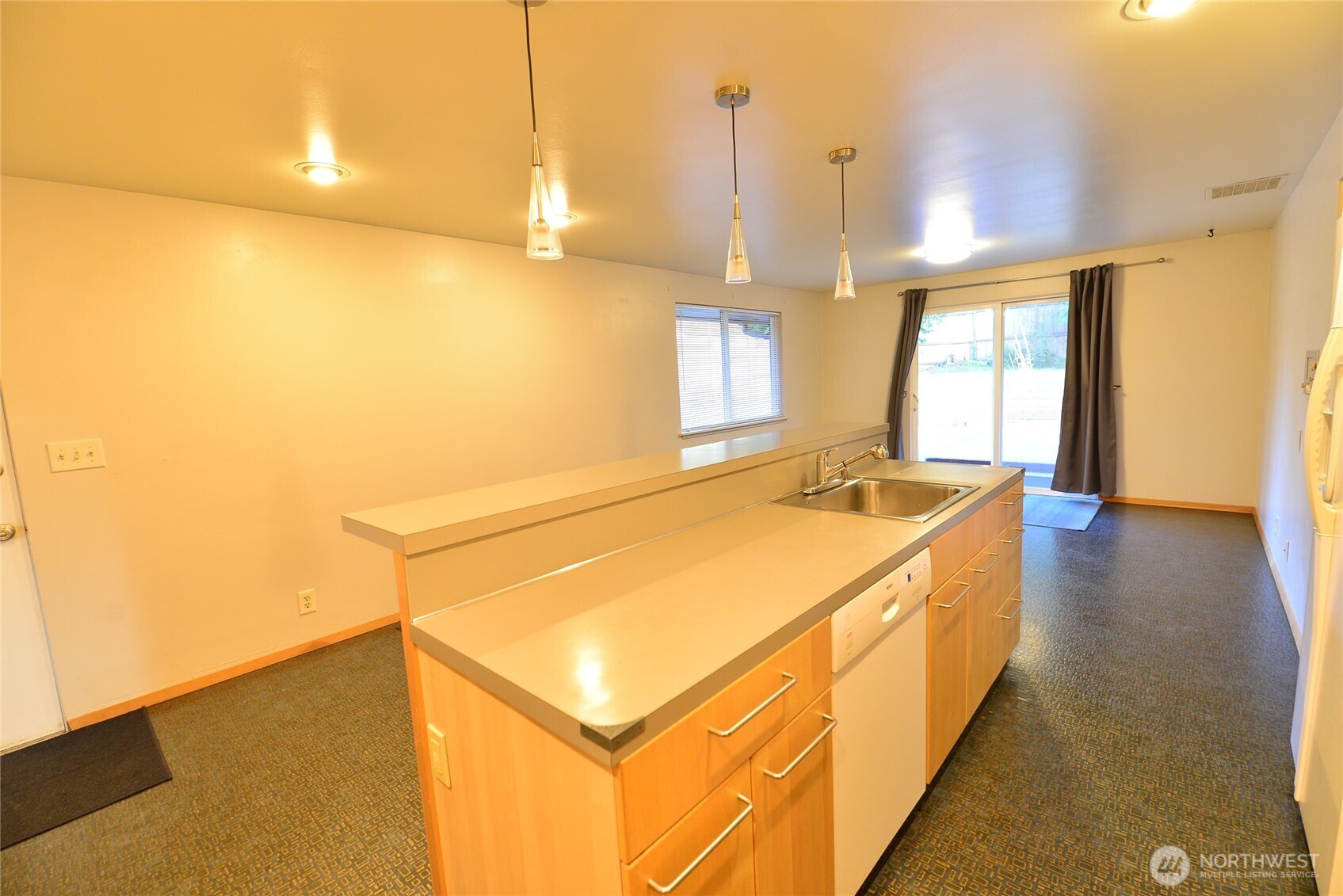 2228 Merchant Property Photo 8