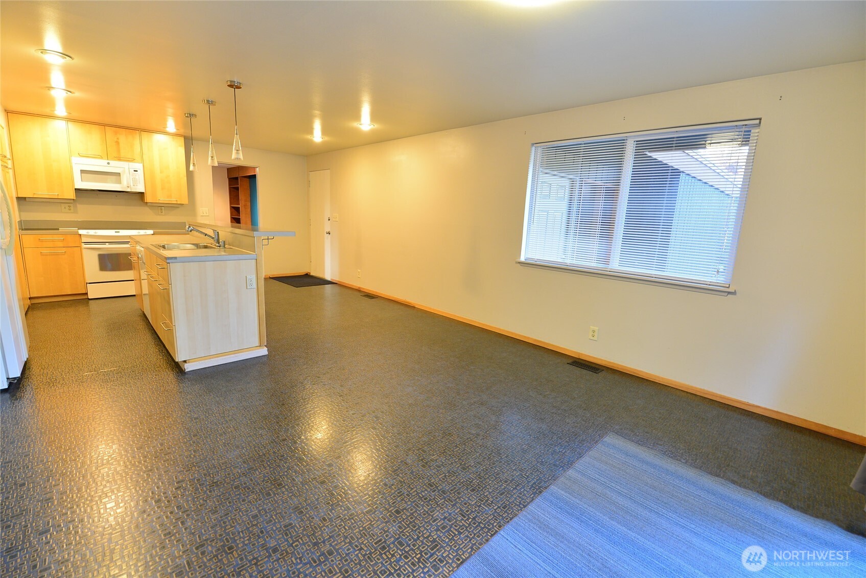 2228 Merchant Property Photo 13