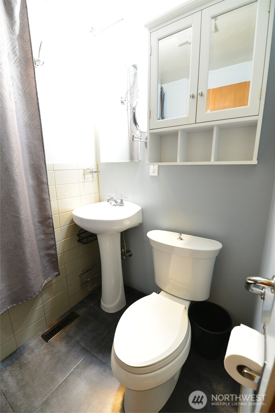 2228 Merchant Property Photo 15