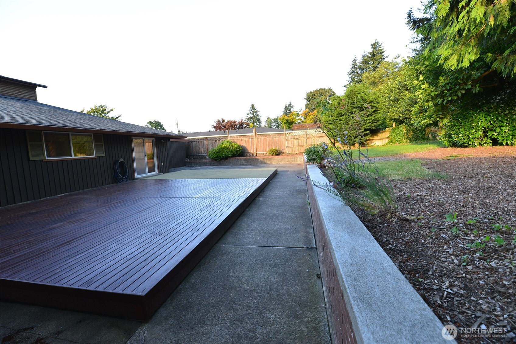2228 Merchant Property Photo 23