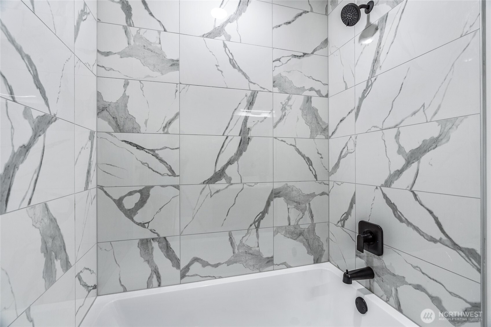 12512 35th Avenue B Property Photo 8