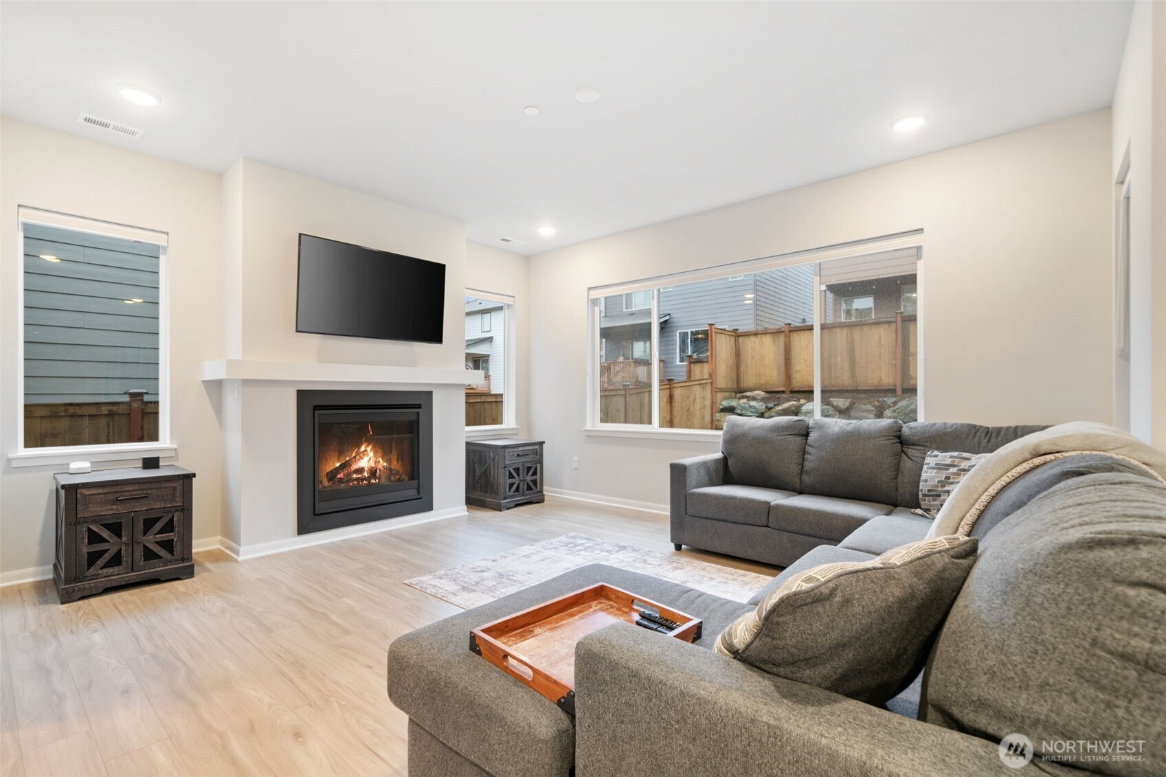 4597 Hibiscus Circle Property Photo 8